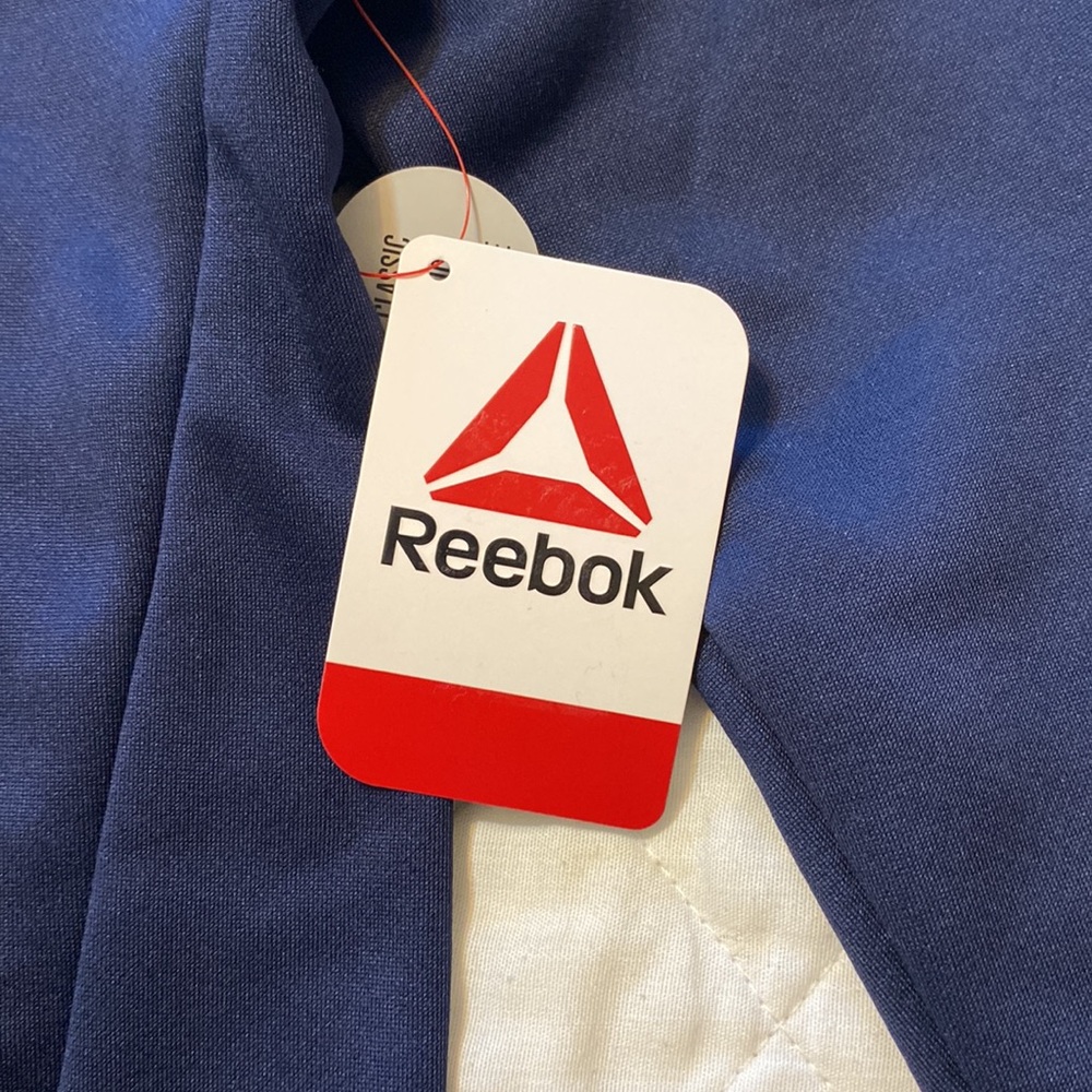 Kids Reebok sweatshirt - Picture 3 of 7